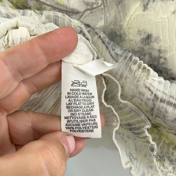 Komarov Crinkle Floral Print Top Size L v-Neck Long Sleeve Green Yellow Layered - Picture 12 of 12